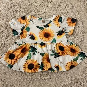 Size 80 (12m) sunflower shirt